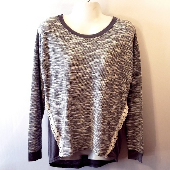 🌷NWT Medium long sleeve sweater shirt gray lacy - Picture 4 of 6